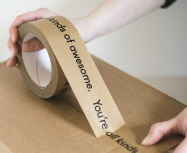 Potiskan papirnati selotejp na natur rjavi kraft osnovi